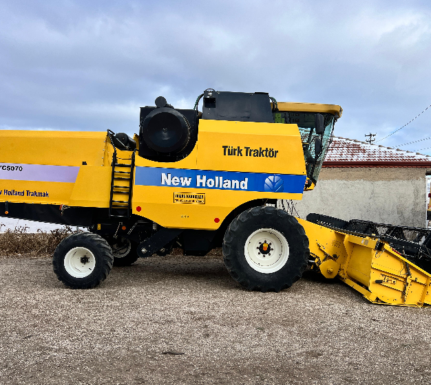 SATILIK 2009 MODEL NEW HOLLAND TC5070